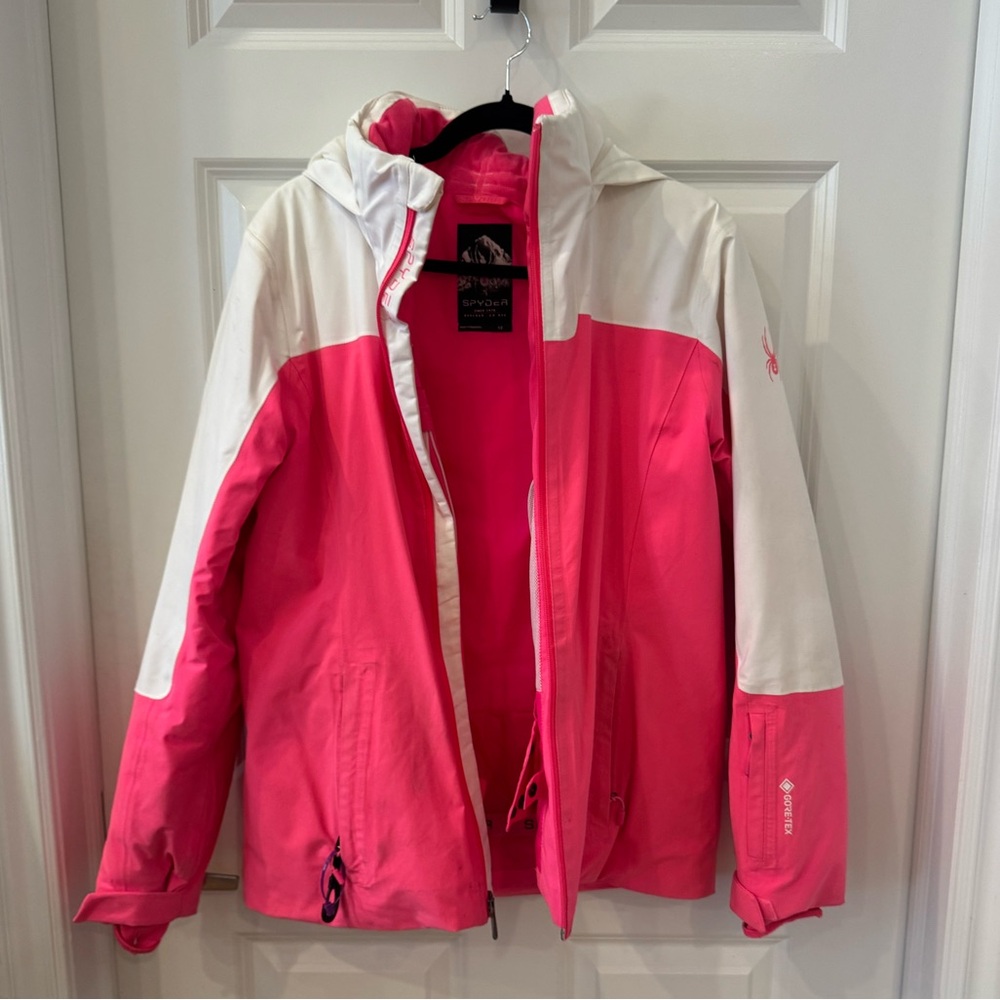 Spyder Women’s GoreTex Ski Coat in Pink and White
